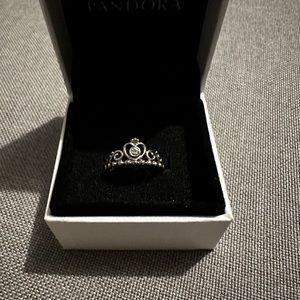 Pandora Princess Tiara Crown Ring